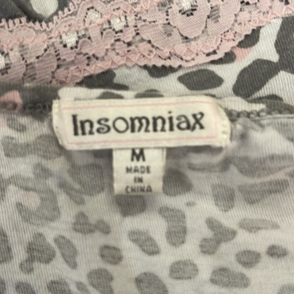 Insomniac pink, gray and white leopard pattern nightgown Size Medium - Picture 9 of 9
